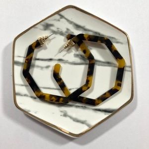 Tortoise Shell Hexagon Earrings